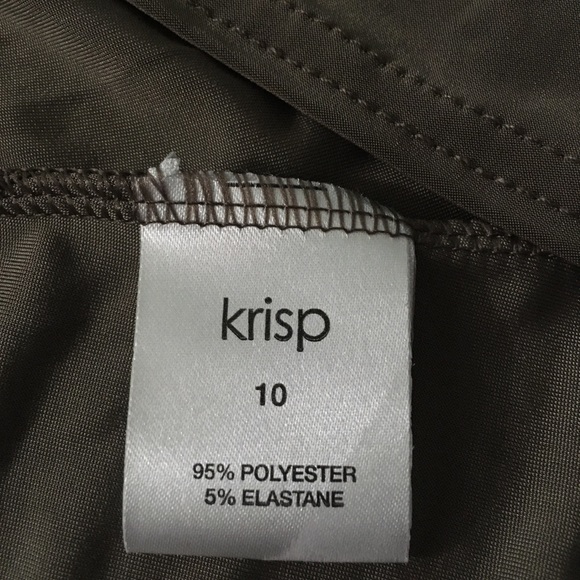 ❤️Mocha front knot sleeveless, dressy top NWOT - Picture 8 of 10